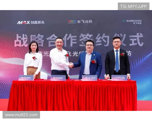 克比纳奇比突破极限夺得男子400米金牌 创历史新篇章