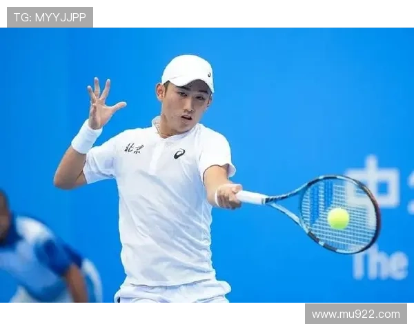 网球青年组男团决赛 北京队凭商竣程表现险胜江苏队成功夺冠