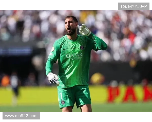 多纳鲁马表达对瓜迪奥拉执教的钦佩与向往,称其为每位球员的梦想之地 多纳鲁马表达对瓜迪奥拉执教的钦佩与向往,称其为每位球员的梦想之地